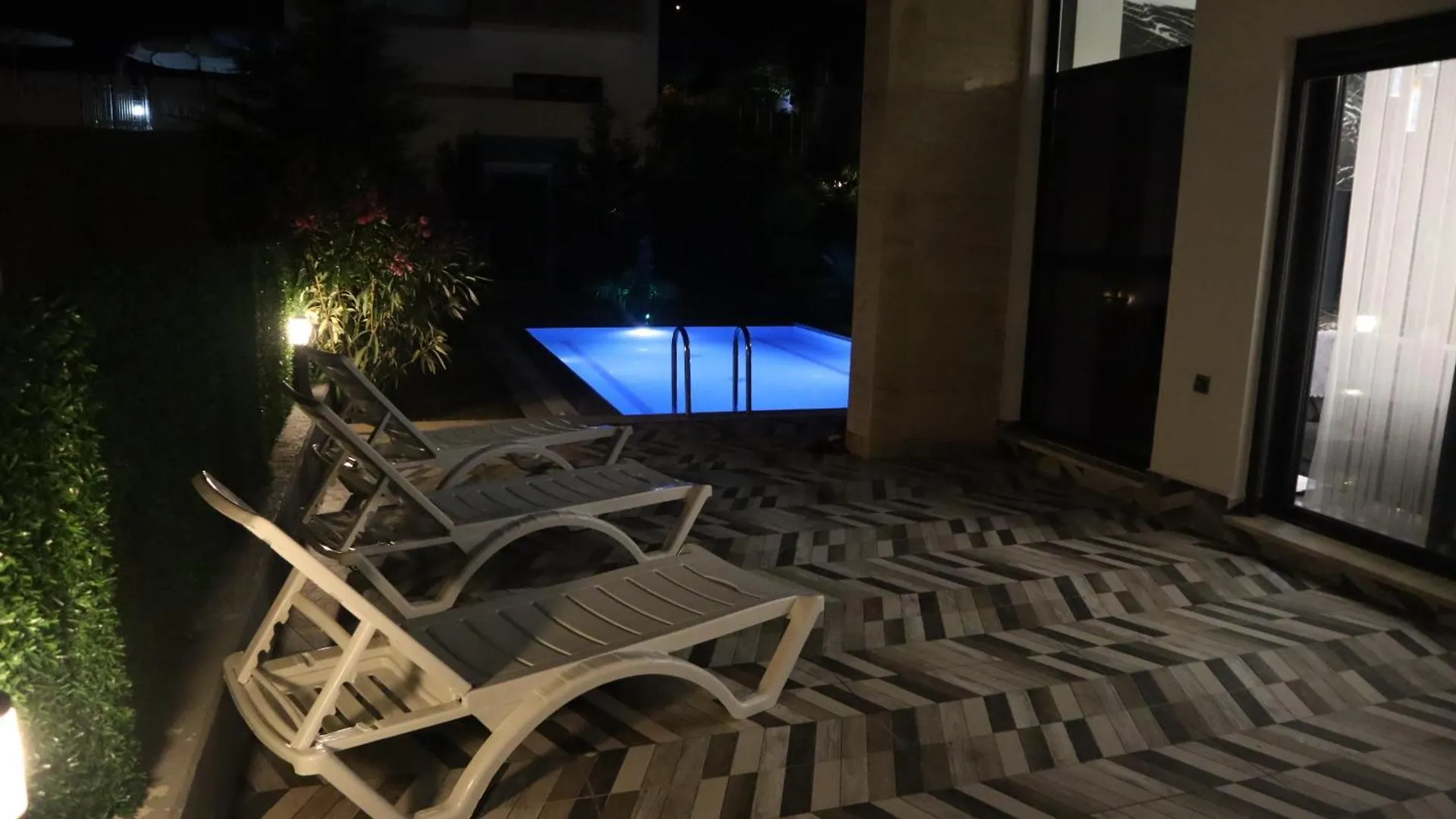 Villa Dream Kusadasi Pool- Garage