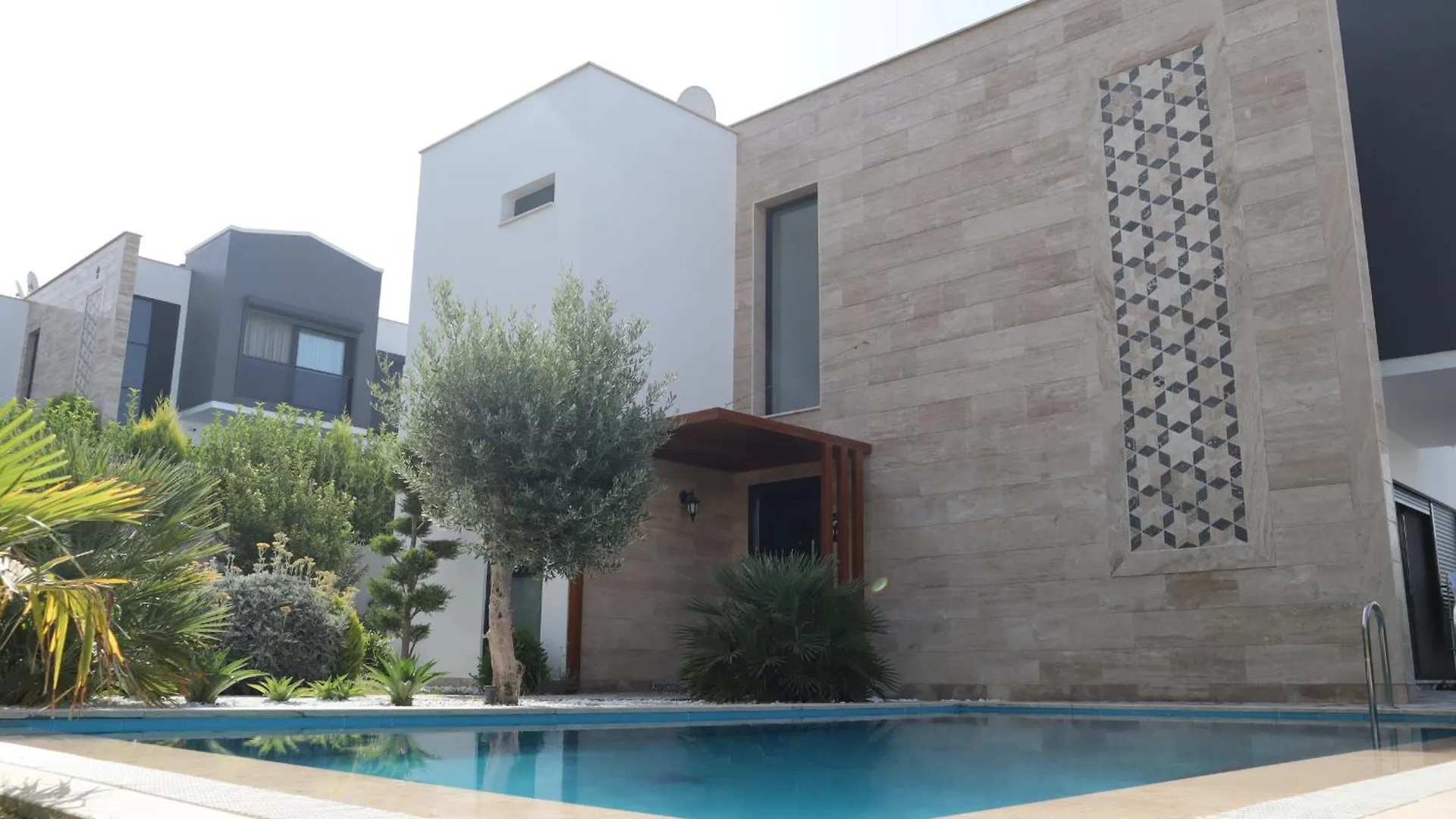 Villa Dream Kusadasi Pool- Garage